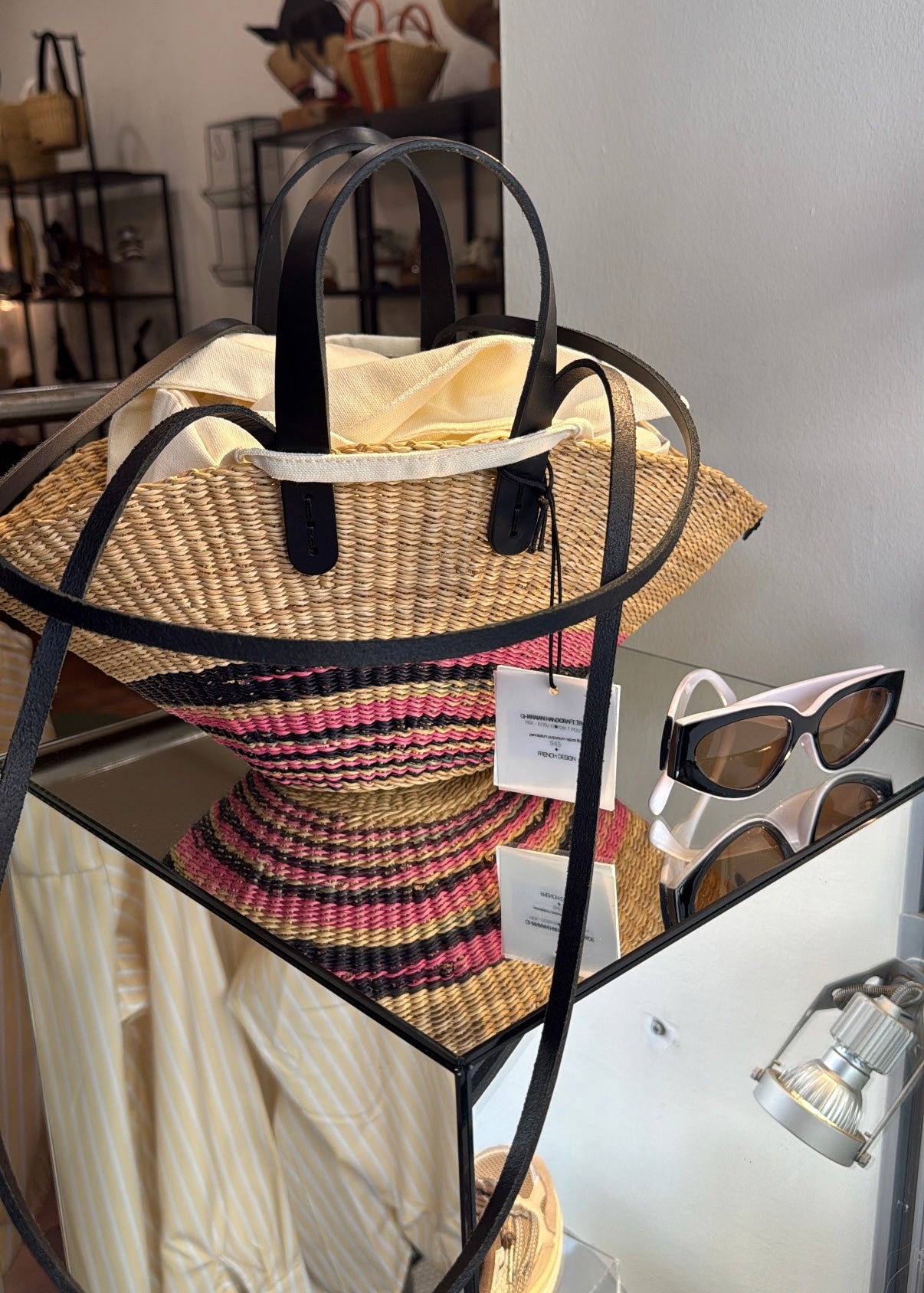 Panier Muuñ Mini Pacha- Pink - Black Handles - L'adresse Corte