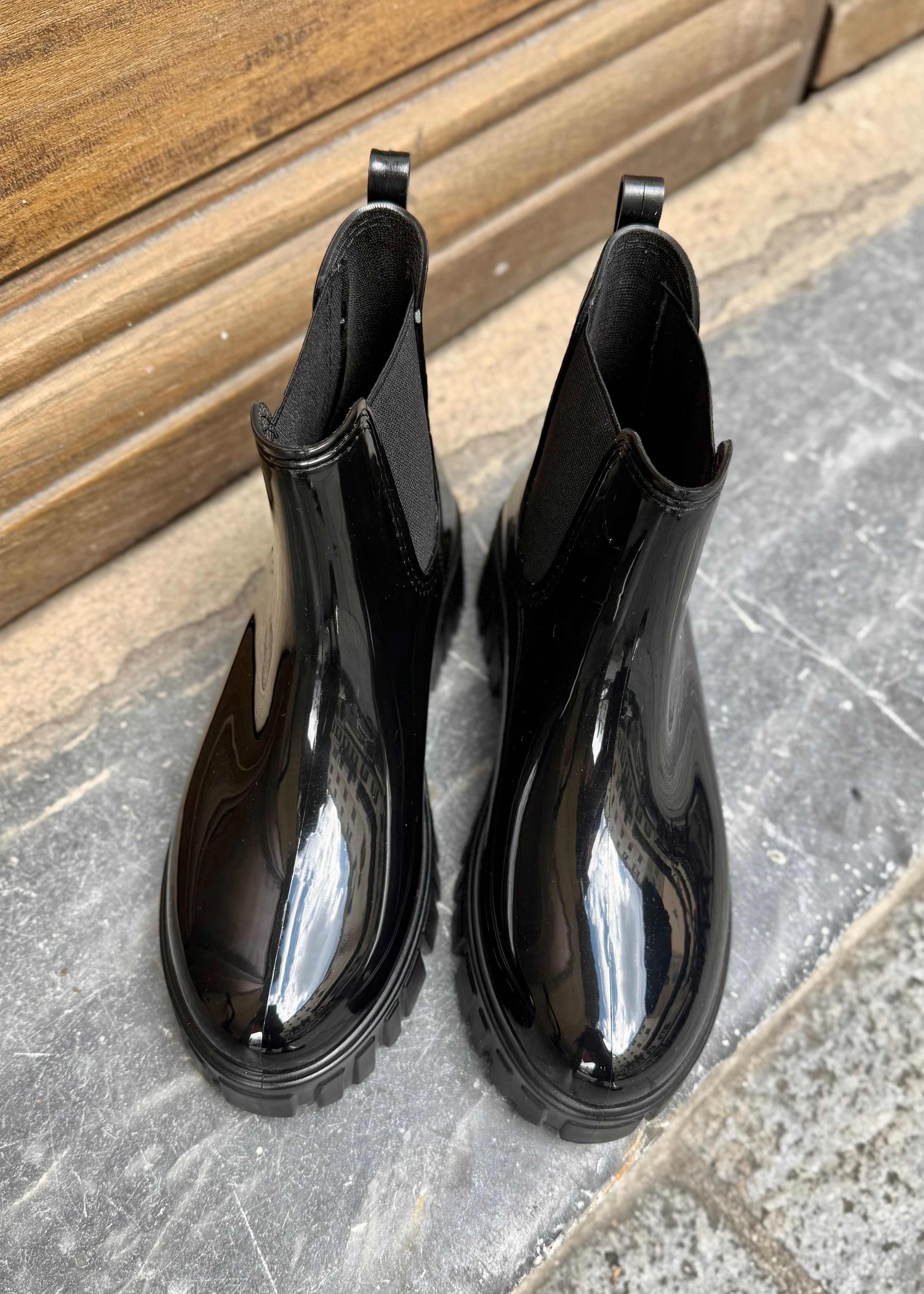 Bottines de pluie chelsea vernis Noir L'adresse Corte