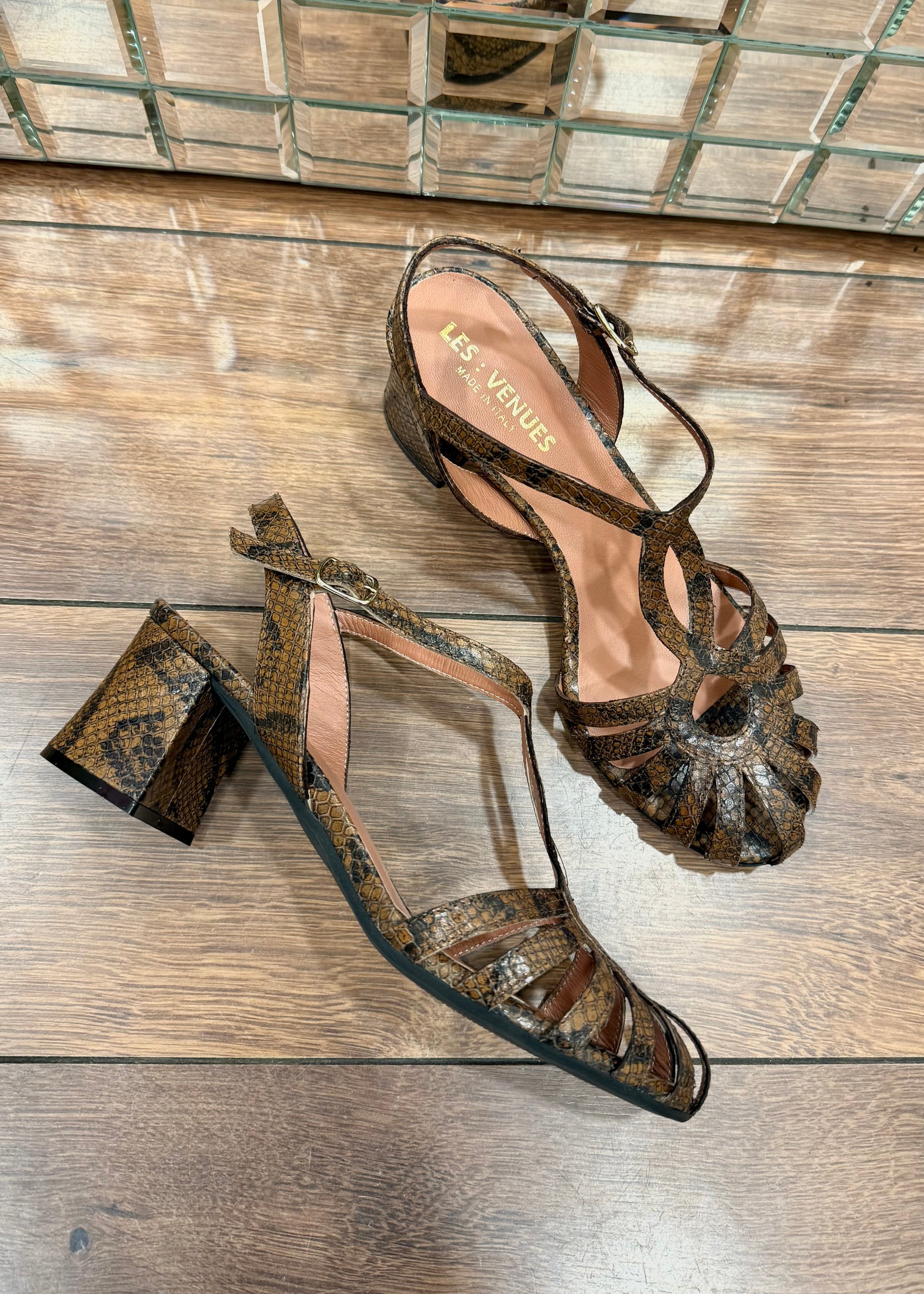 Sandales à talons Les Venues 9711 Boa - L'adresse Corte