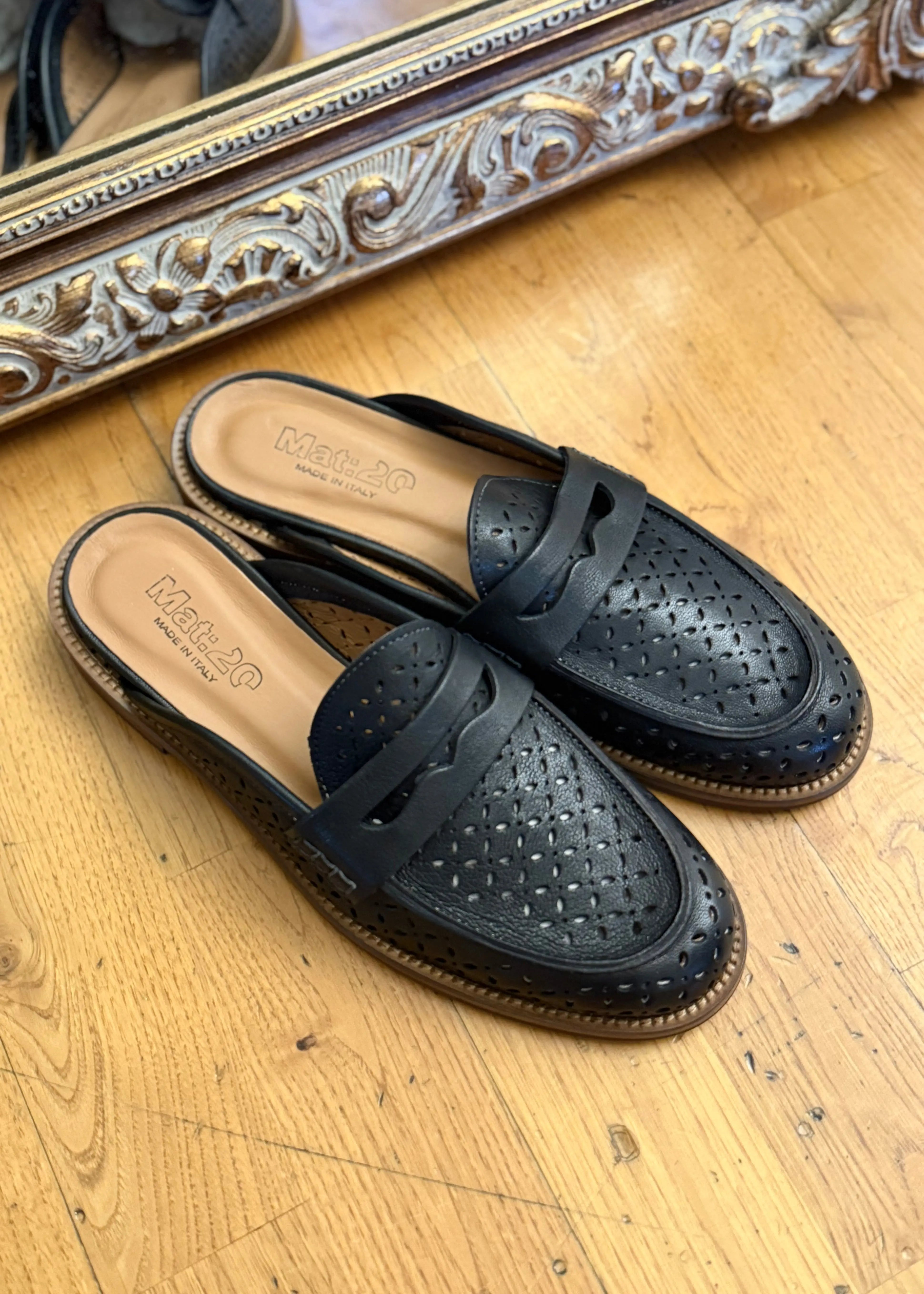 Mocassins Mat:20 9029 west nero Mat:20