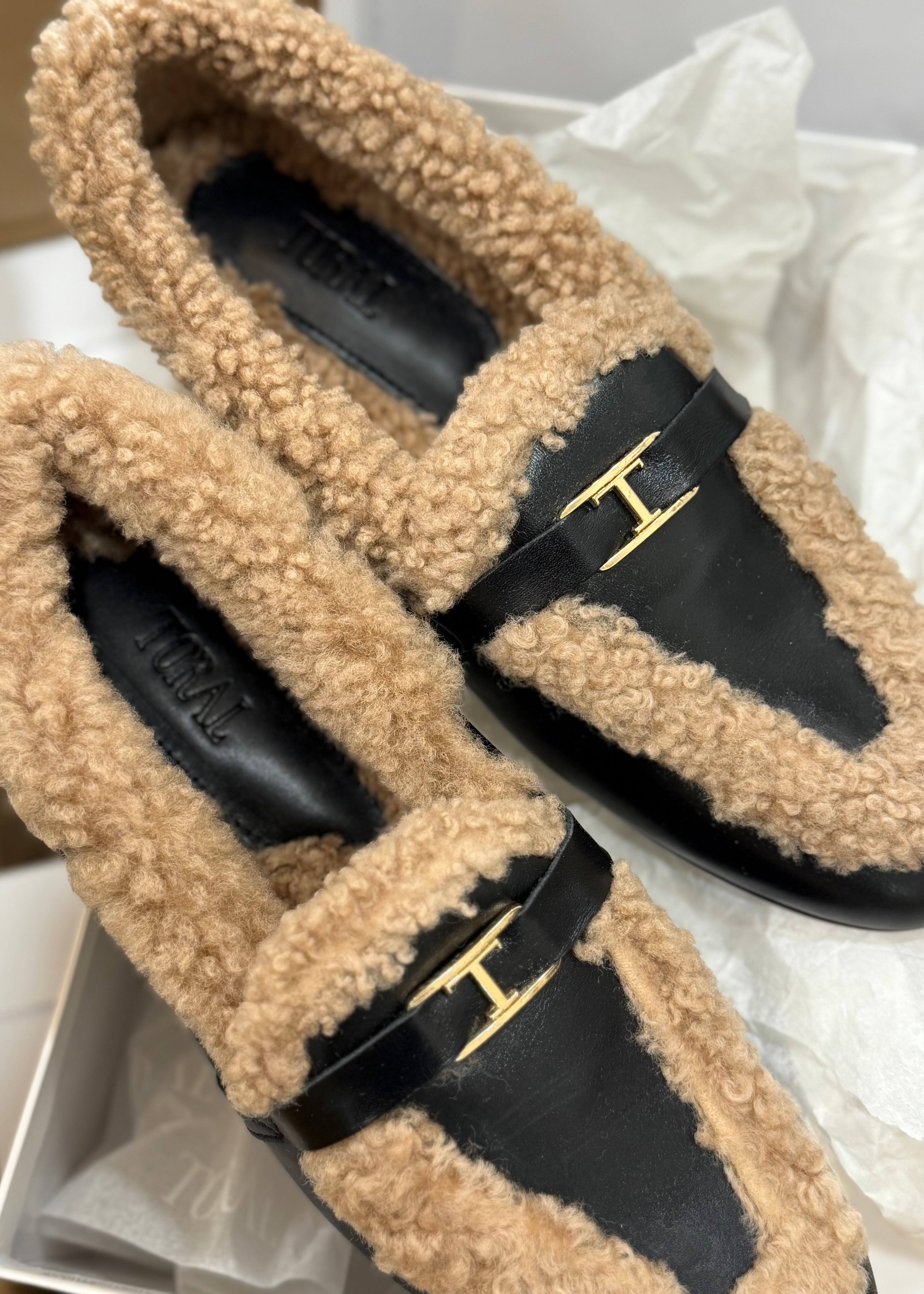 Mocassins Toral Lily Black shearling Toral