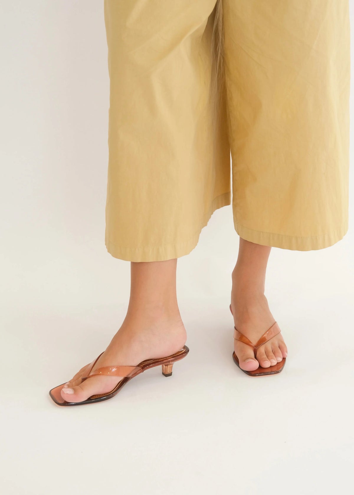 Sandales jellys à talons Tan L'adresse Corte