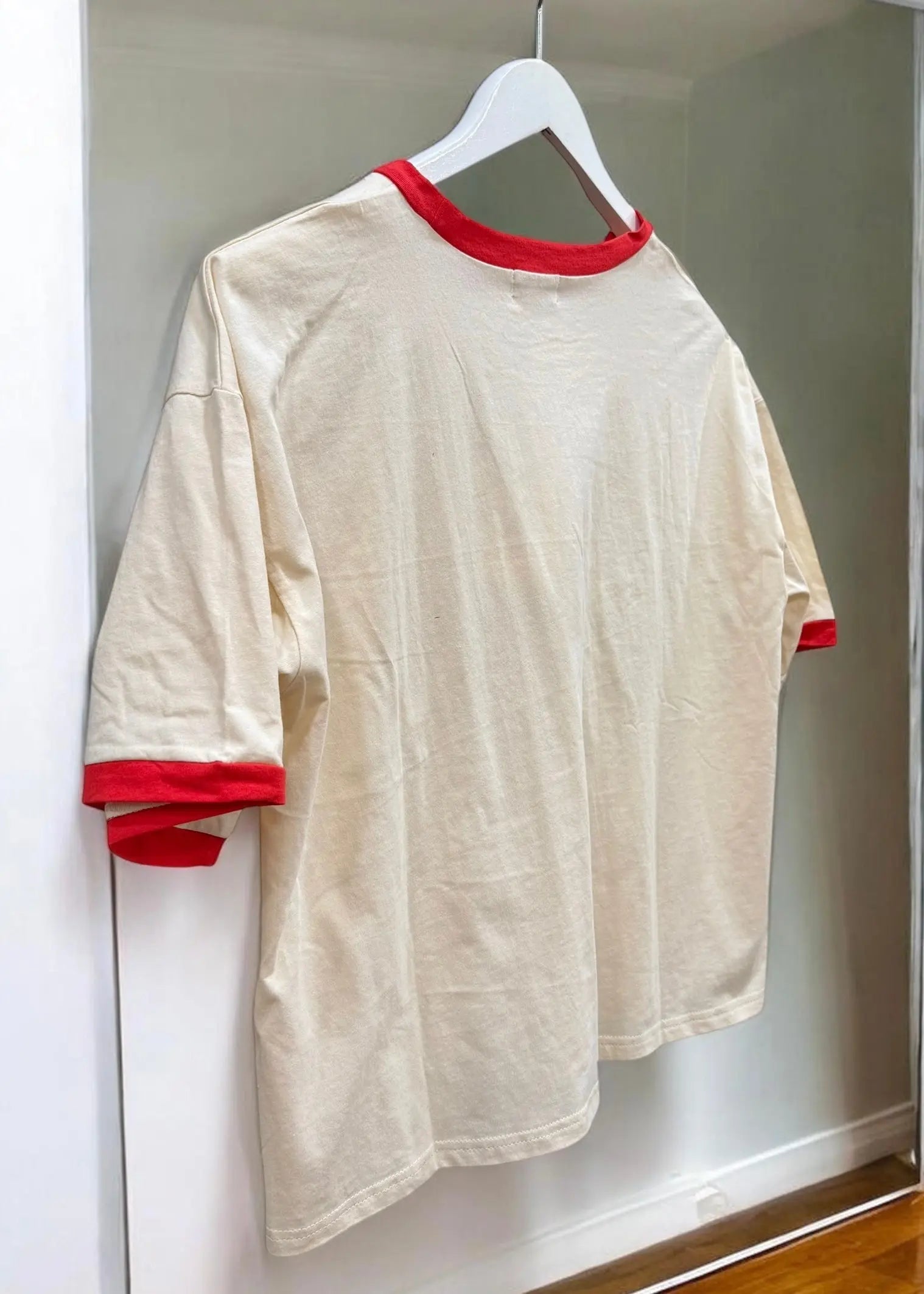 Tee-shirt AMOUR CLUB Beige/rouge L'adresse Corte