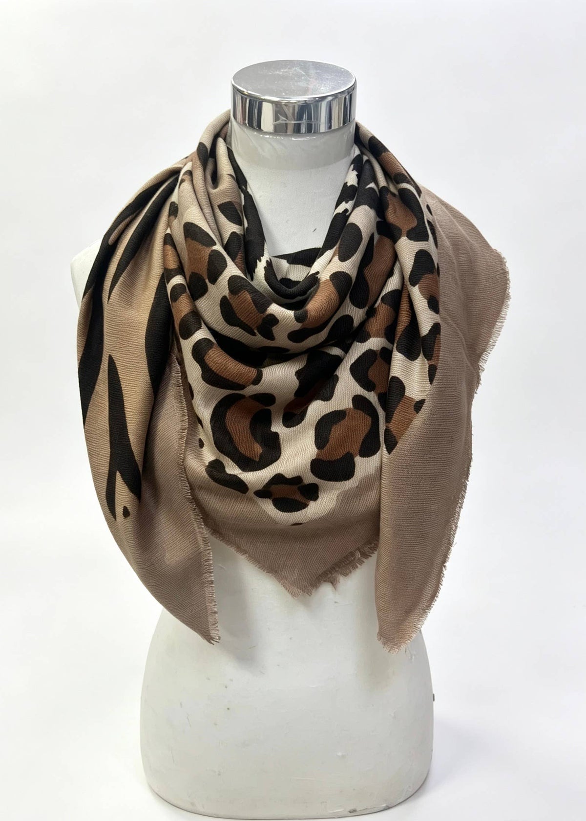 maxi foulard 110cm imprimé léopard