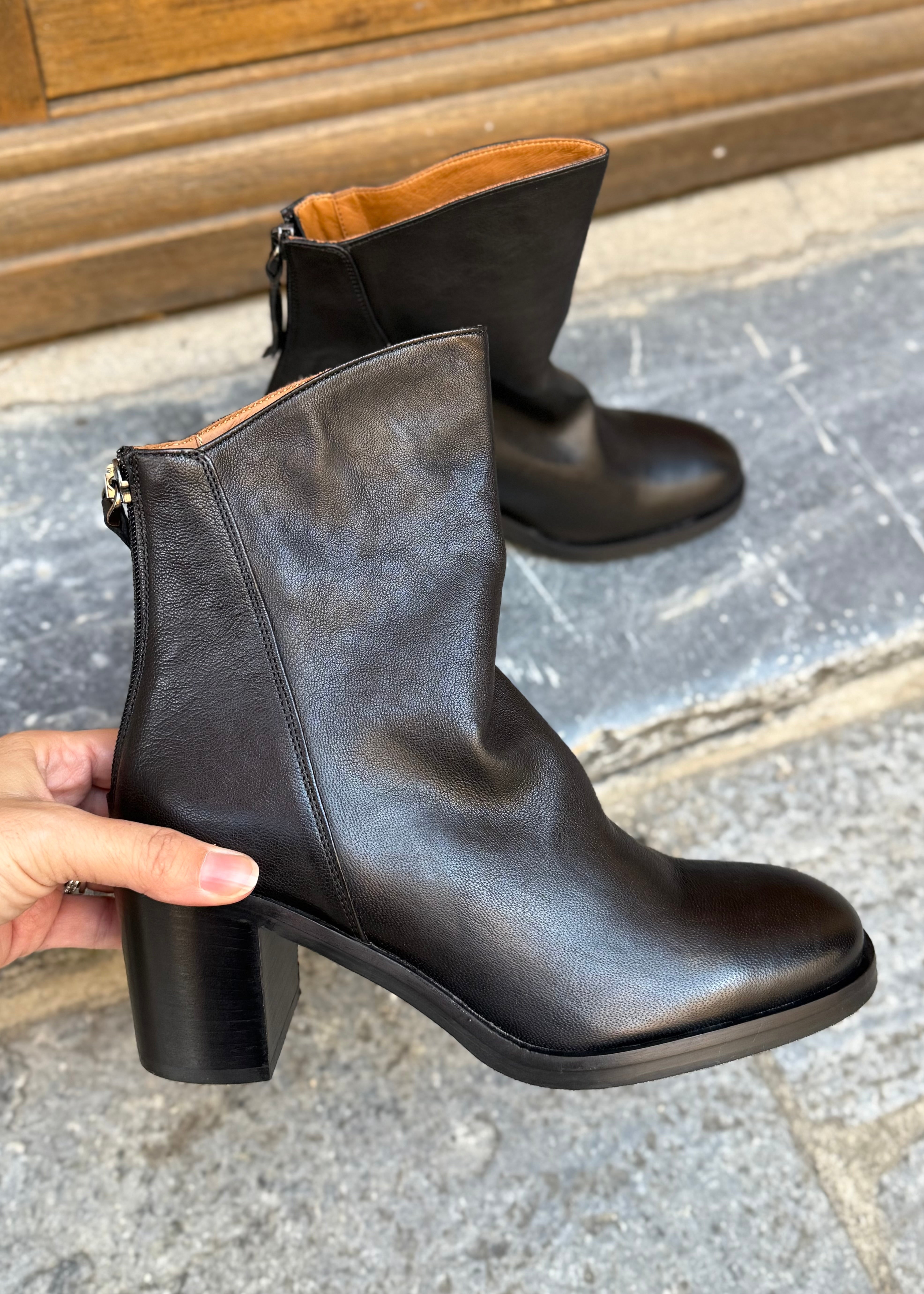 Bottines à talons Mat:20 S756 Nero Mat:20