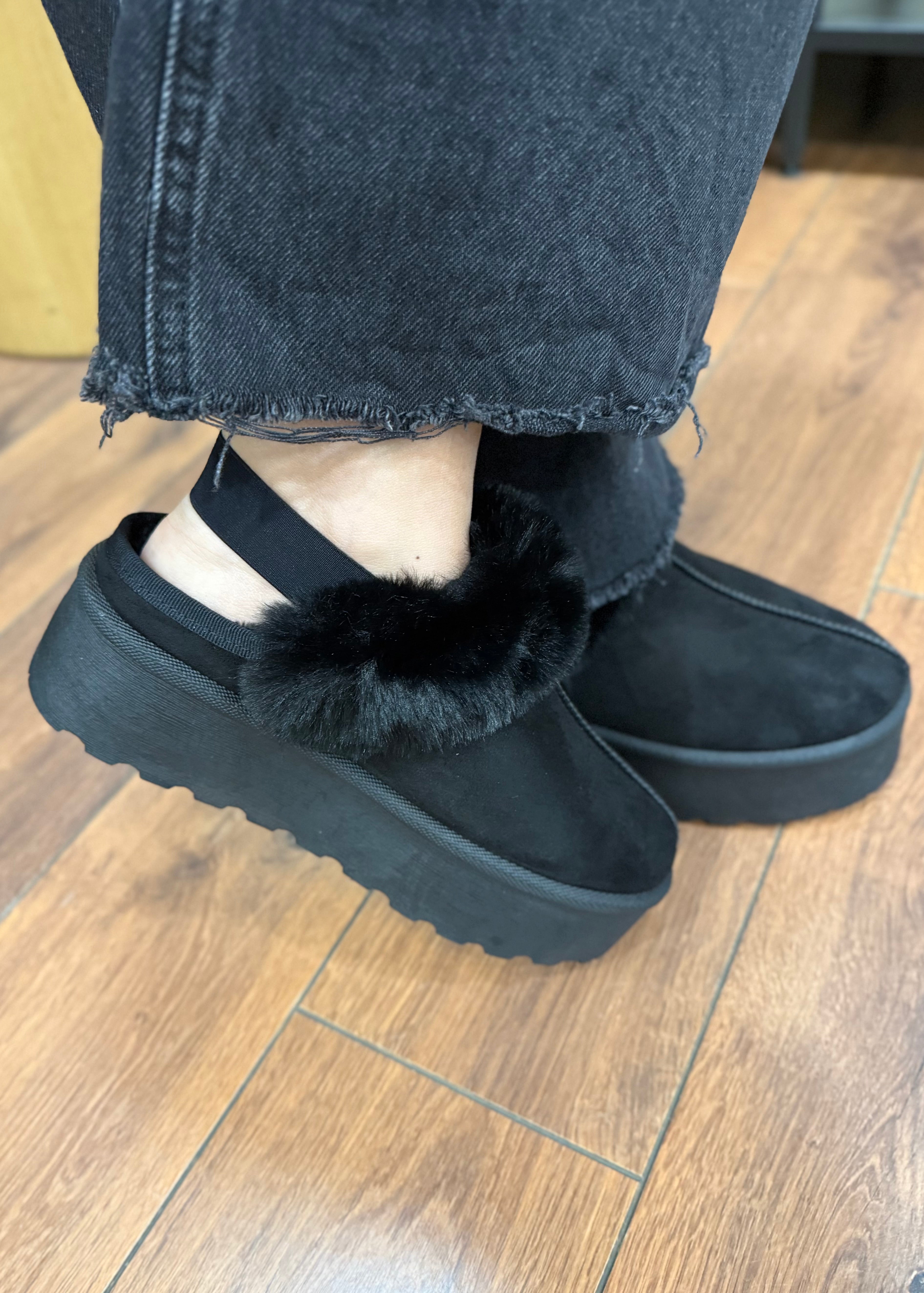 Chaussons platform Fur Black L'adresse Corte