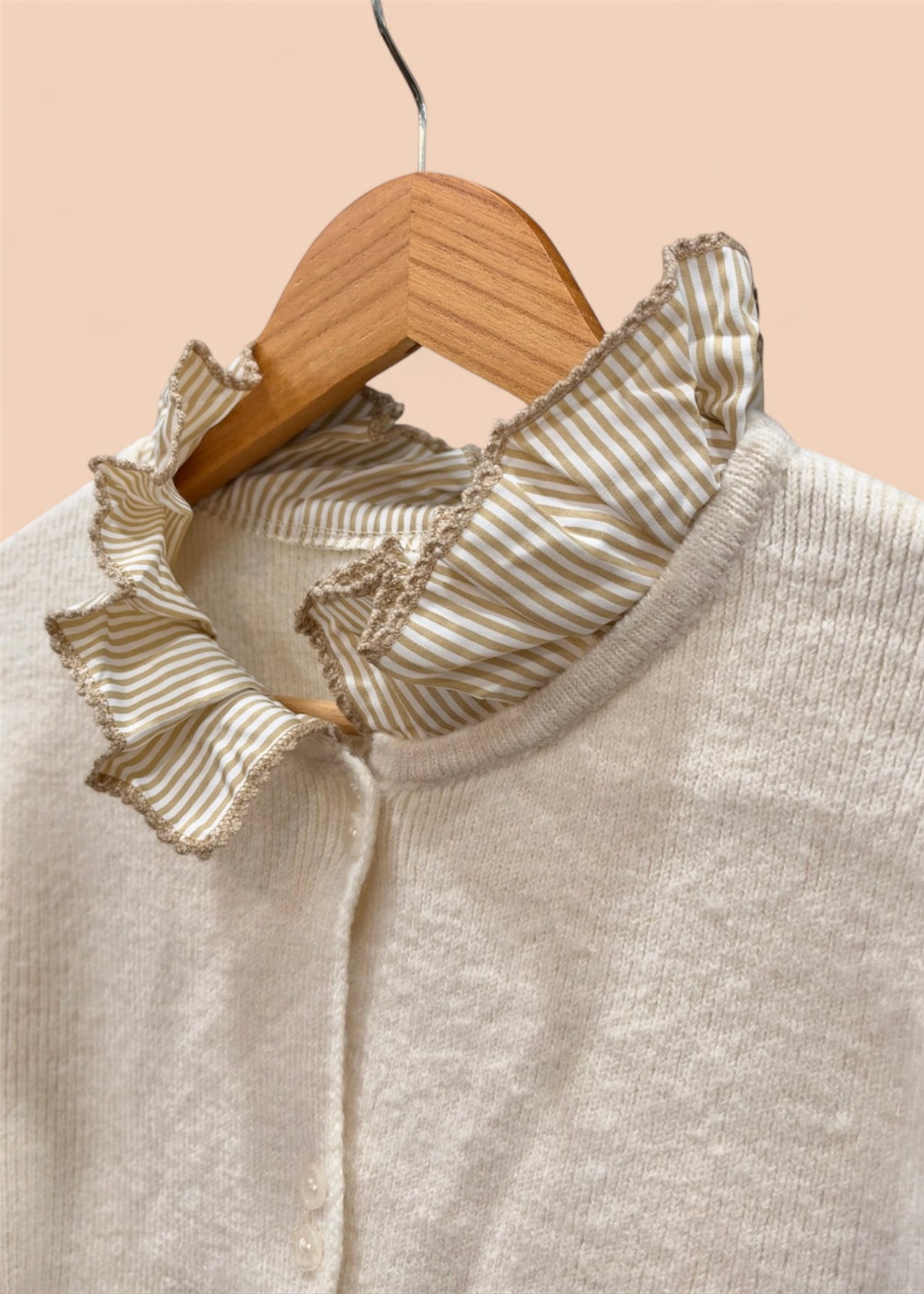 Gilet maille col volanté - Beige - L'adresse Corte 