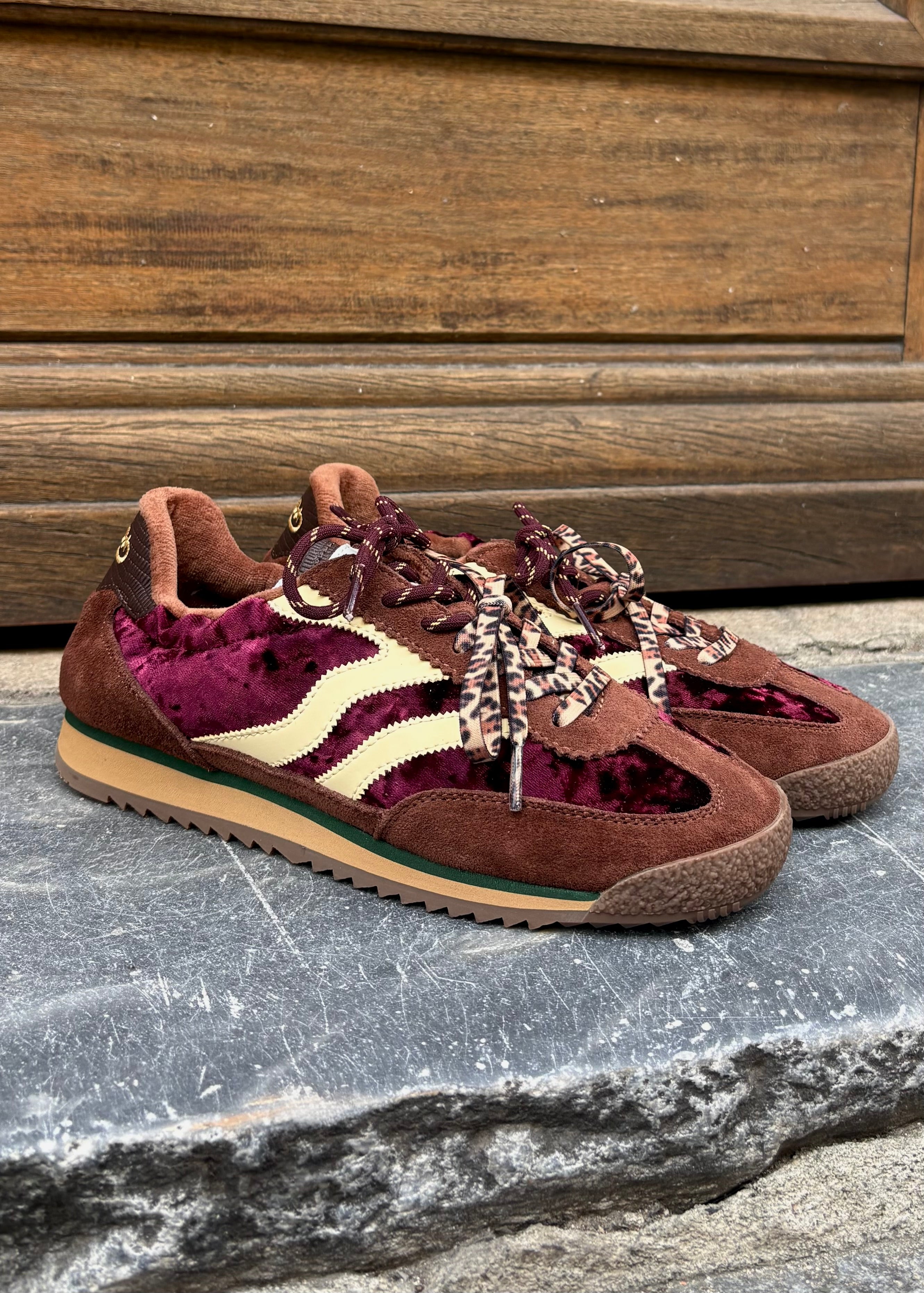 Baskets MRP Star Utah Red Velvet