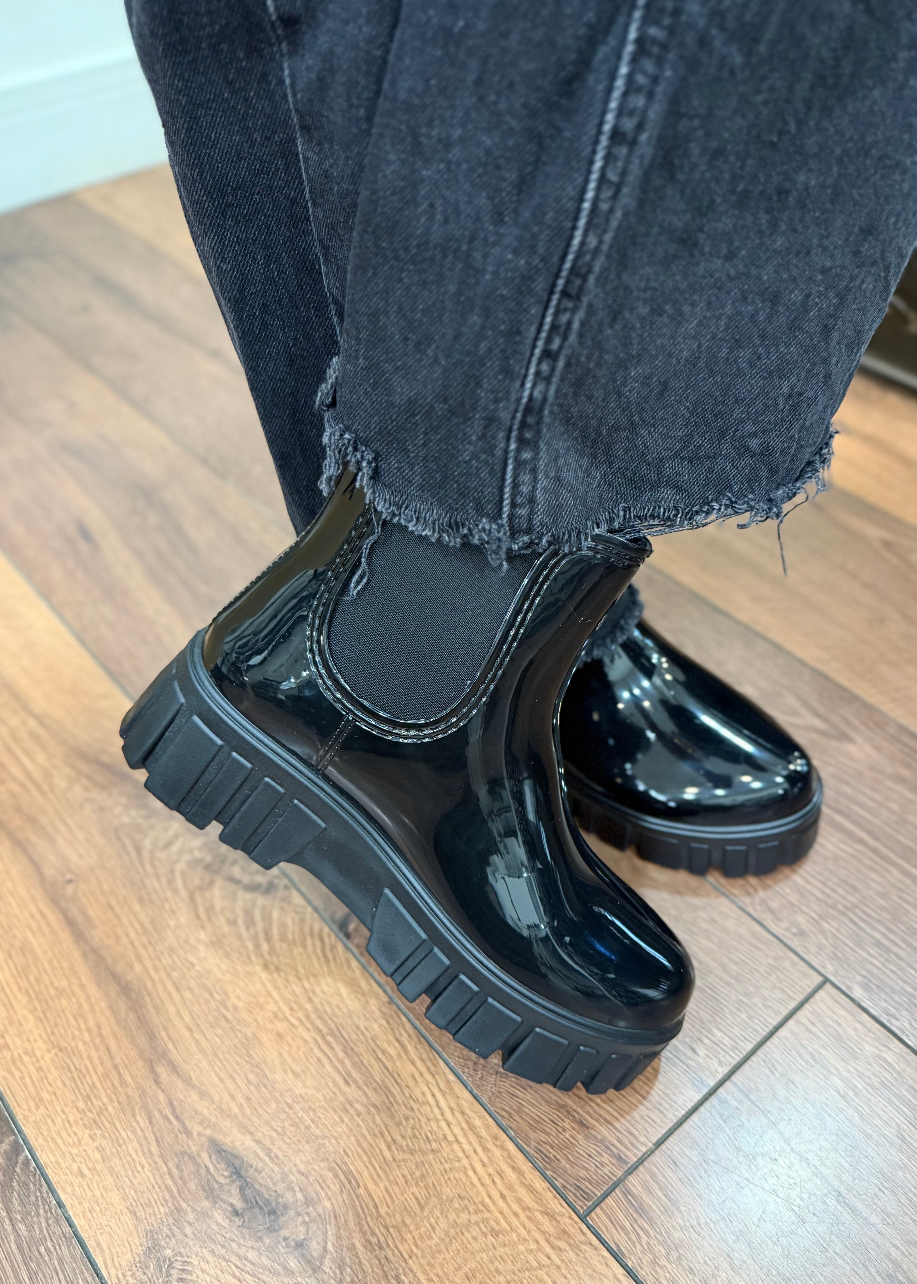 Bottines de pluie chelsea vernis Noir L'adresse Corte