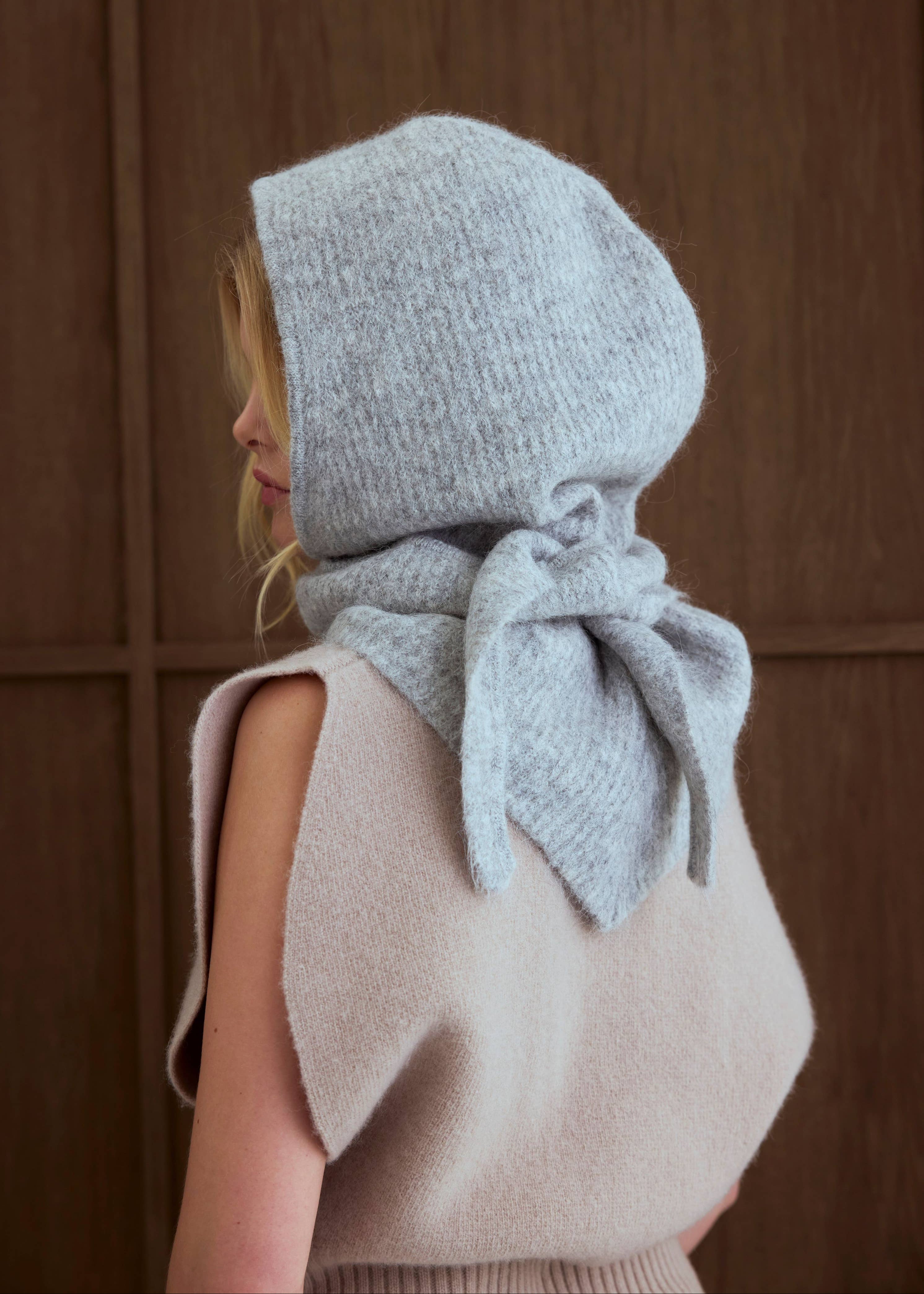 ARCTIC FOX & CO. - L'écharpe à capuche Alpaca - Gris Blizzard - AW25 ARCTIC FOX & CO.