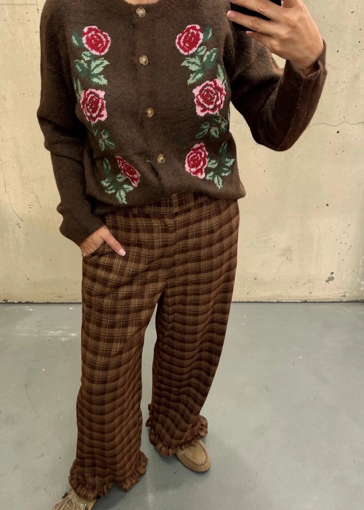 Gilet maille à broderies - Chocolat L'adresse Corte