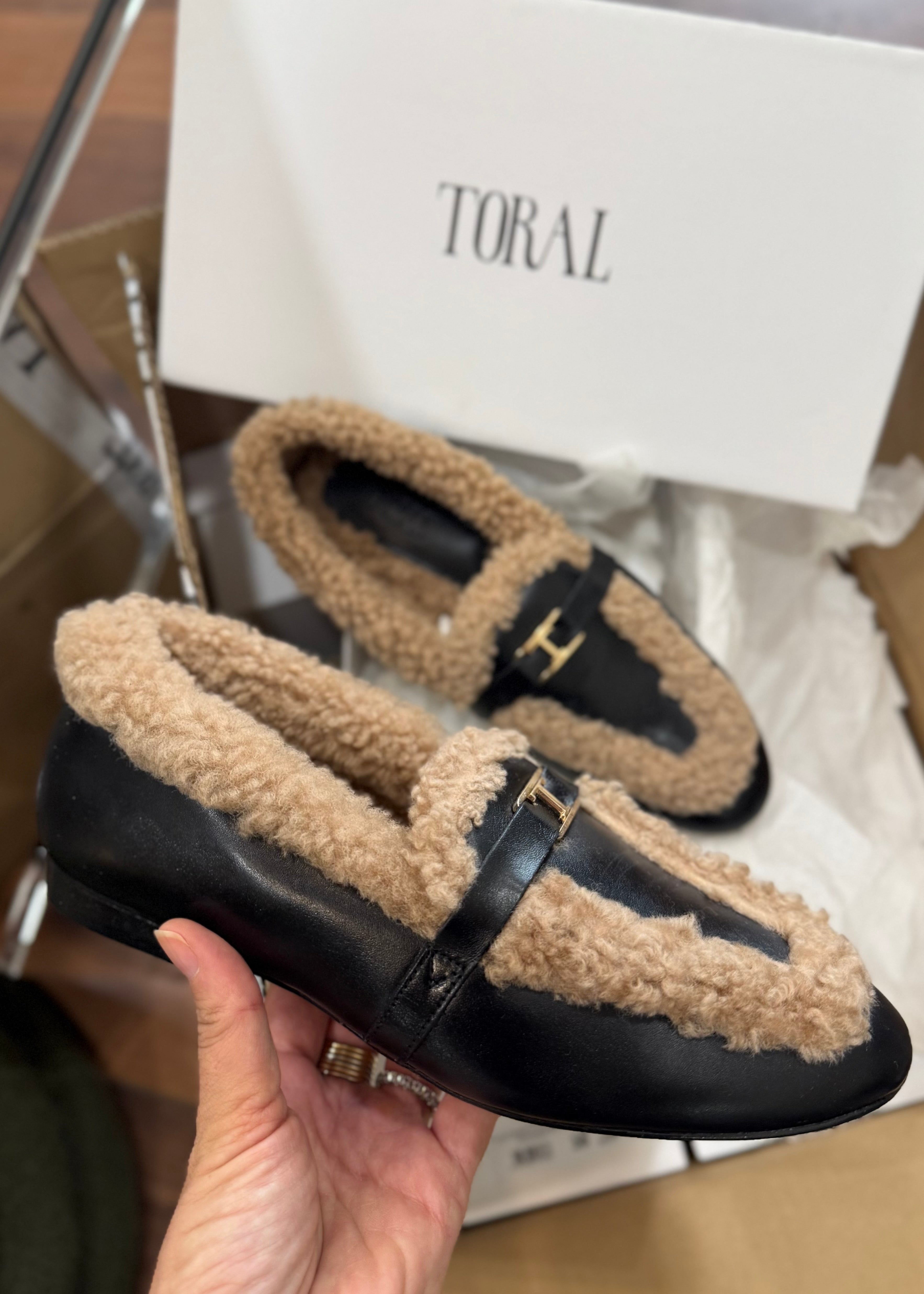 Mocassins Toral Lily Black shearling Toral
