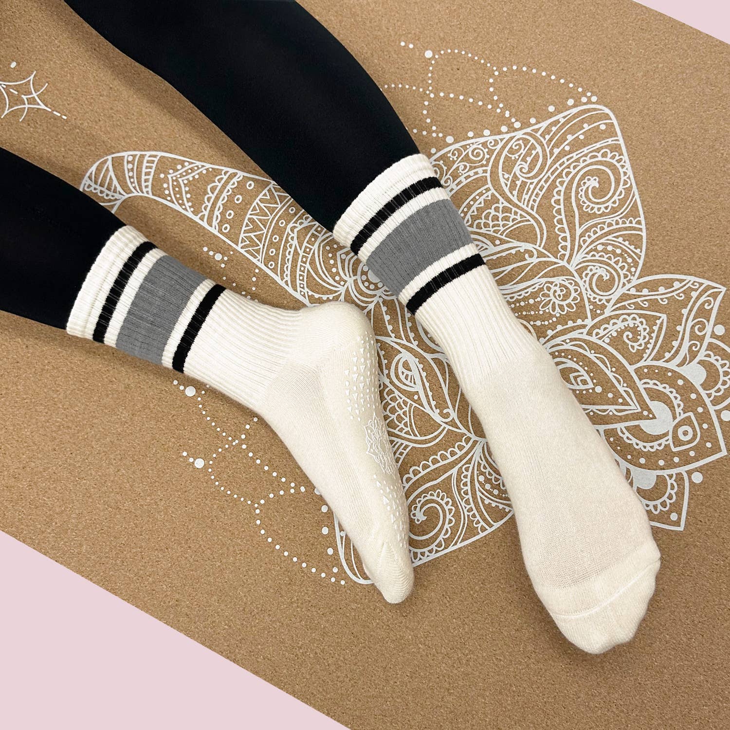 Chaussettes Yoga Pilates écru L'adresse Corte